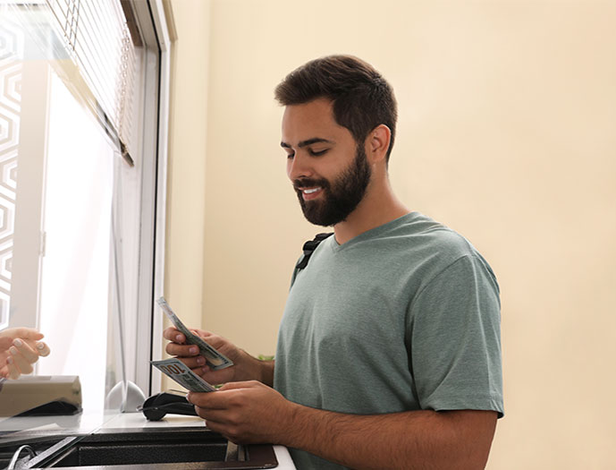 خدمة السحب النقدي